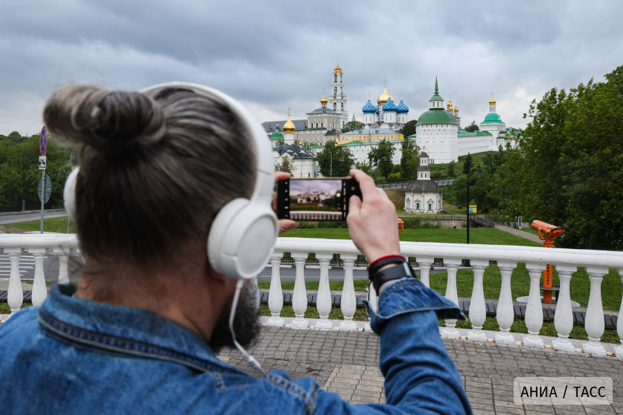 В программу въездного туризма "Открой твою Россию 2.0" прошли 25 команд из 33 регионов