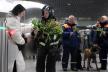 07/03/2023 Поздравление женщин накануне 8 марта от сотрудников МЧС РФ в московском метро
