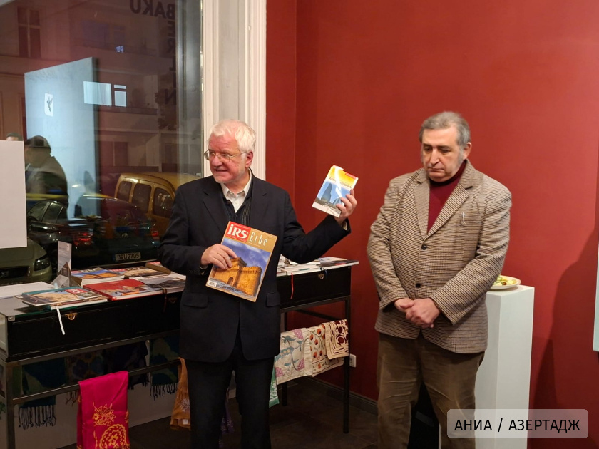 Немецким читателям представлены книги издательства «ИРС» и журнал «ИРС/Erbe»